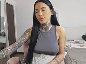 tattoodoll18 Cam